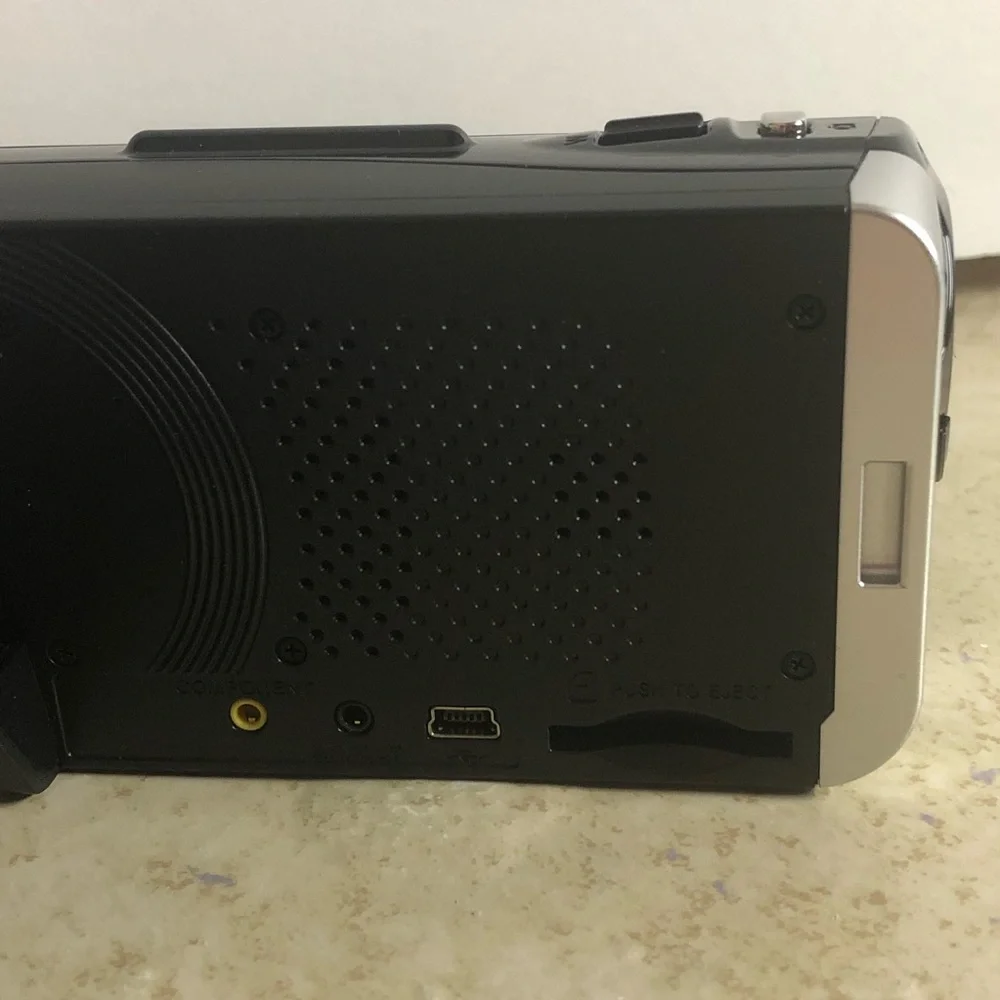 Traveler HD 10x Optical Zoom 5 Megapixel Camera